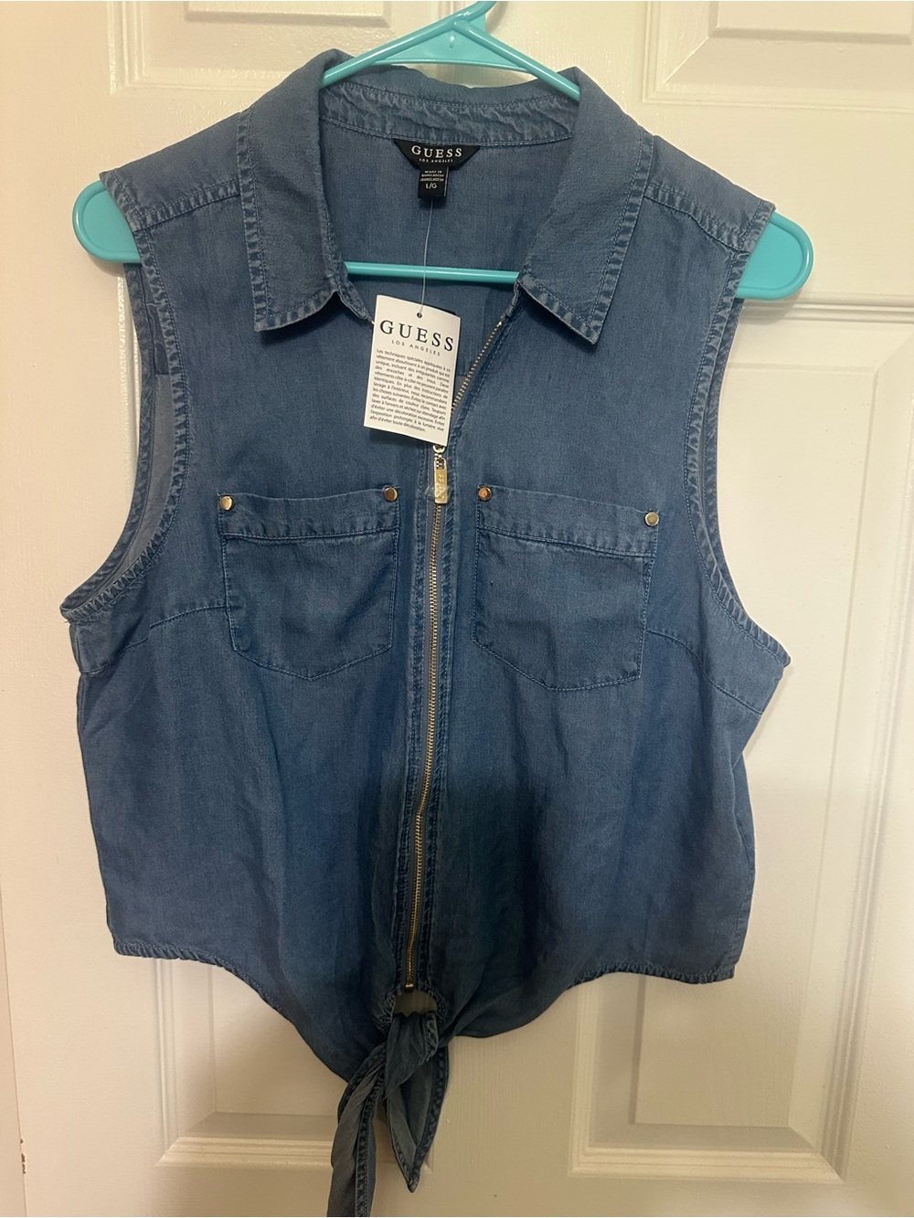 GUESS Blue Sleeveless Denim Zip-Front Tie Hem Top